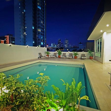 Hotel Suites Ambassador Panama City Exterior photo
