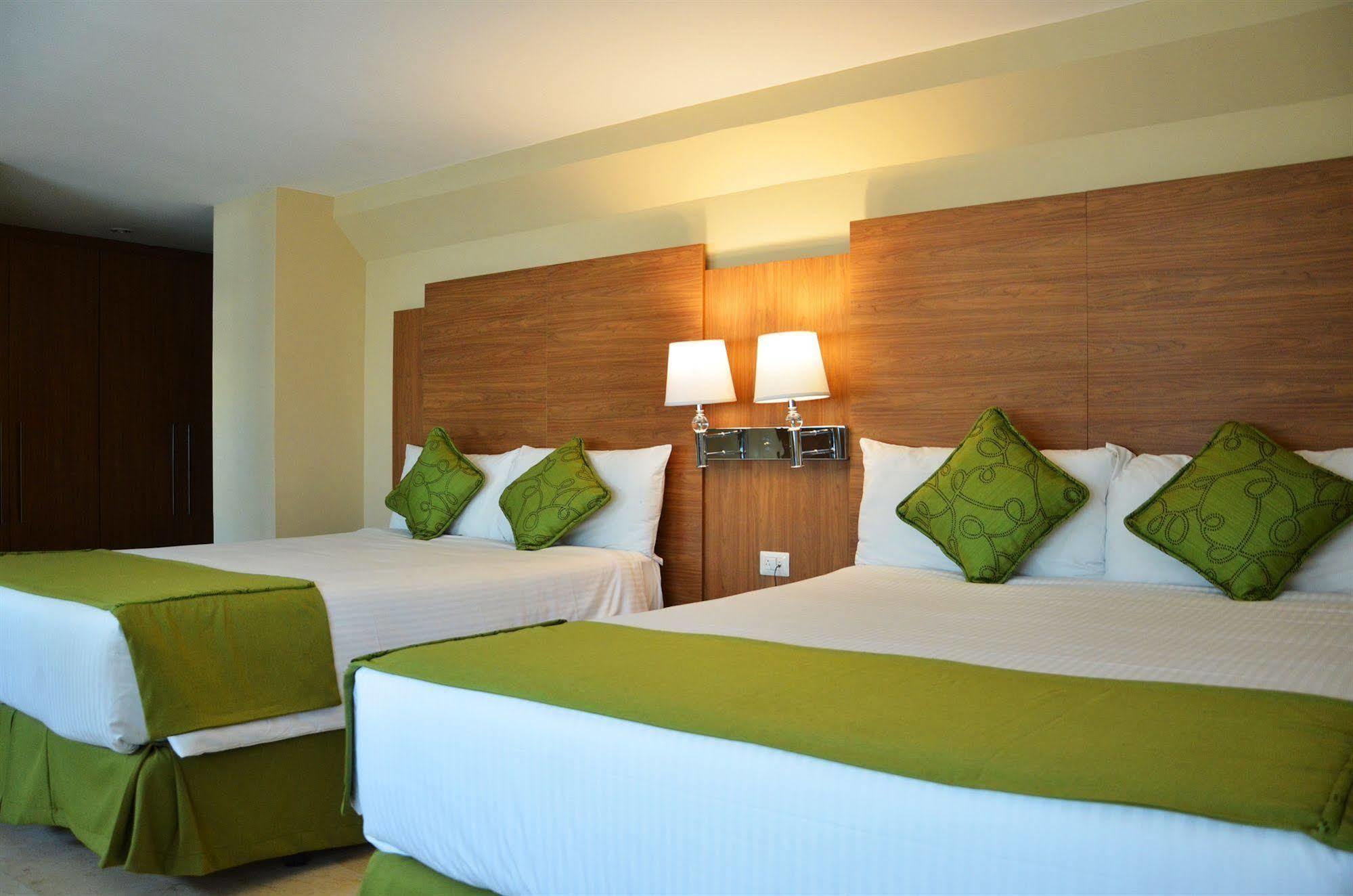 Hotel Suites Ambassador Panama City Exterior photo