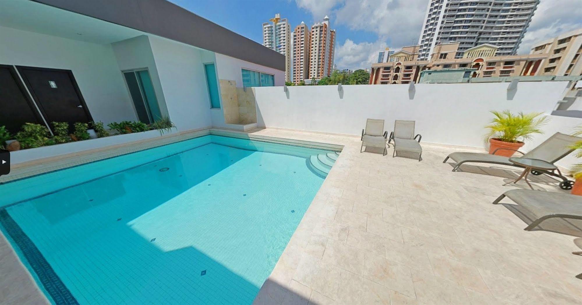 Hotel Suites Ambassador Panama City Exterior photo