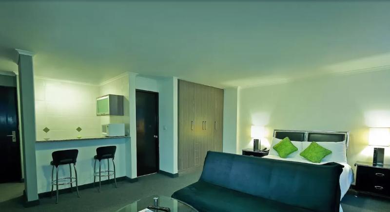 Hotel Suites Ambassador Panama City Exterior photo